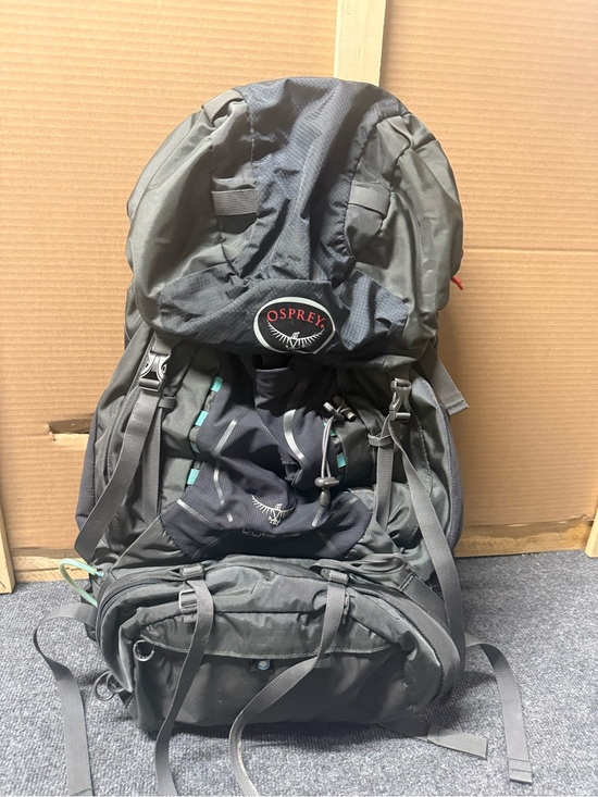 OSPREY Handbags - OSPREY Women’s Dark Gray and Black Multi-Compartment Hiking Backpack
